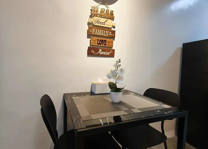 Rq Stays! At Milan Residenze Fairview * Manila