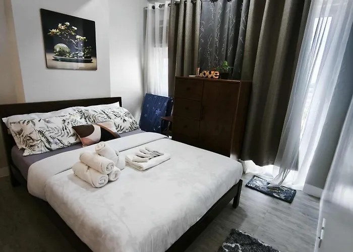 Rq Stays! At Milan Residenze Fairview Manila